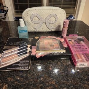 Makeup Bundle